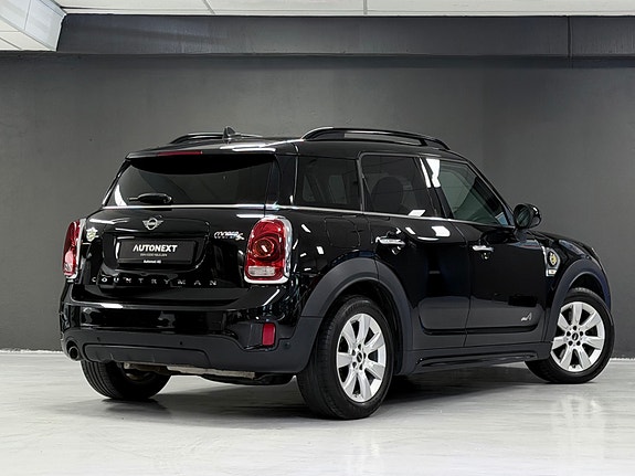 MINI Countryman Cooper SE 8 of 30