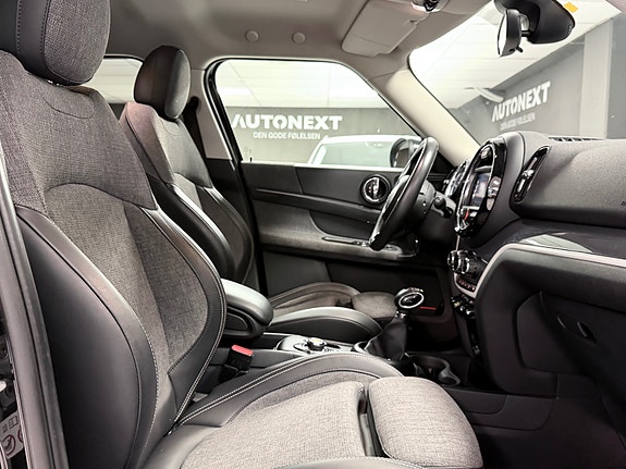 MINI Countryman Cooper SE 21 of 30