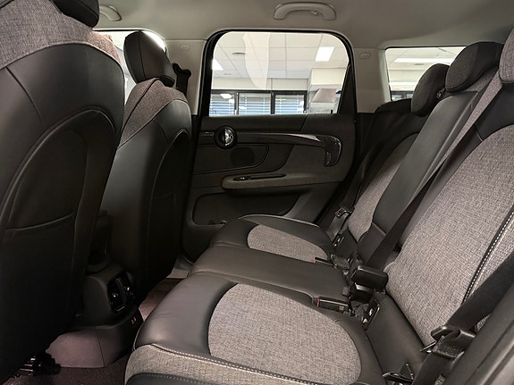 MINI Countryman Cooper SE 17 of 30