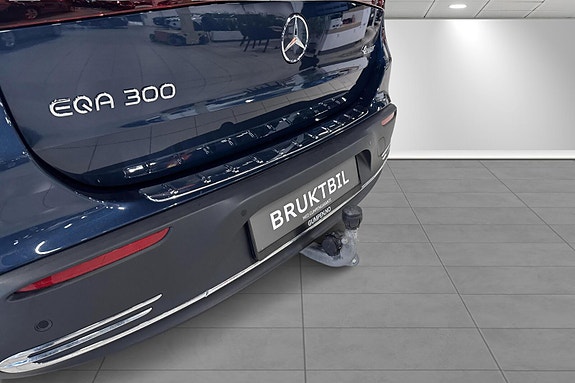 Mercedes-Benz EQA300 22 of 22
