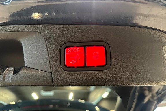 Mercedes-Benz EQA300 21 of 22