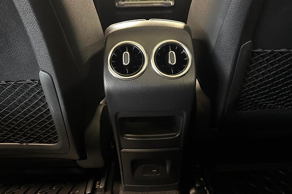 Mercedes-Benz EQA300 20 of 22