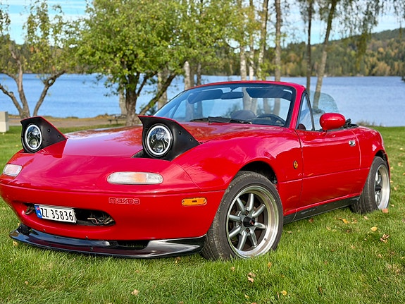 Mazda MX-5 11 of 23