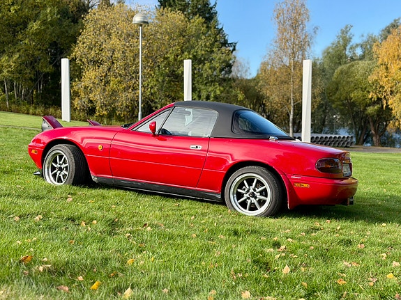 Mazda MX-5 7 of 23