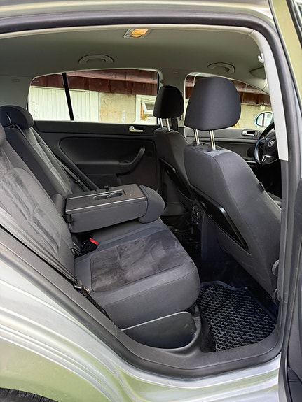 Volkswagen Golf Plus 11 of 15