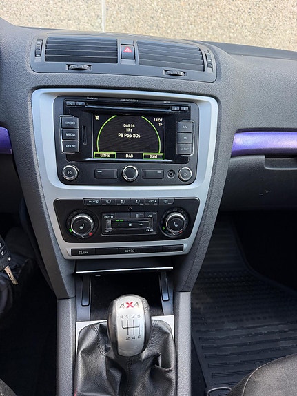 Skoda Octavia 16 of 30