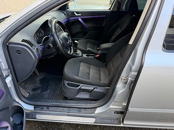 Skoda Octavia 26 of 30