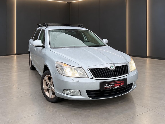 Skoda Octavia 2 of 30