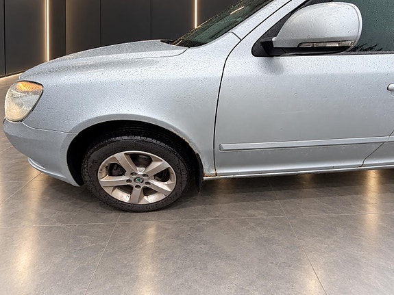 Skoda Octavia 12 of 30