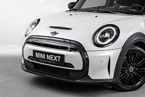 MINI Cooper SE 4 of 22