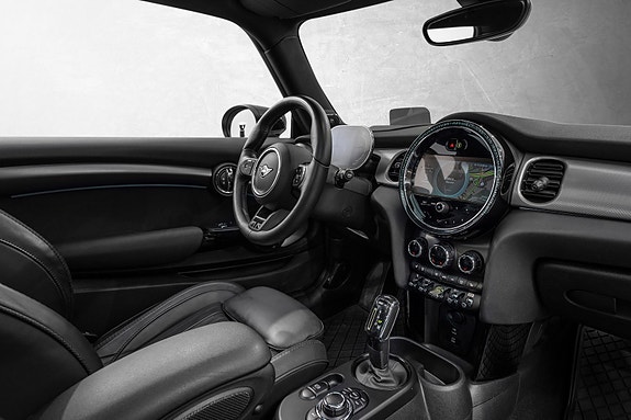 MINI Cooper SE 13 of 22