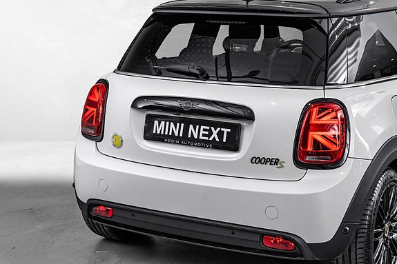 MINI Cooper SE 7 of 22