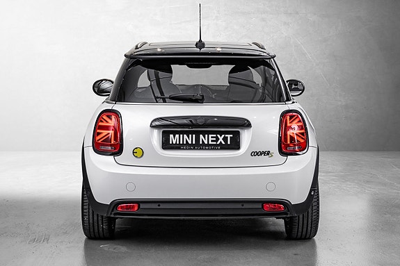 MINI Cooper SE 8 of 22