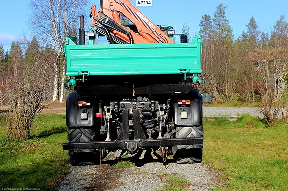 Mercedes-Benz U1450-427 2 of 30