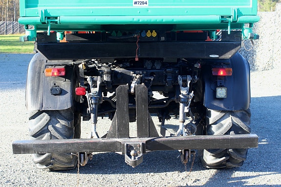 Mercedes-Benz U1450-427 25 of 30