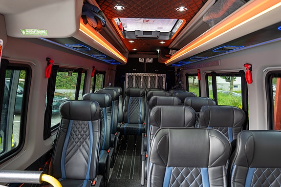 Mercedes-Benz Sprinter 519 4 of 13