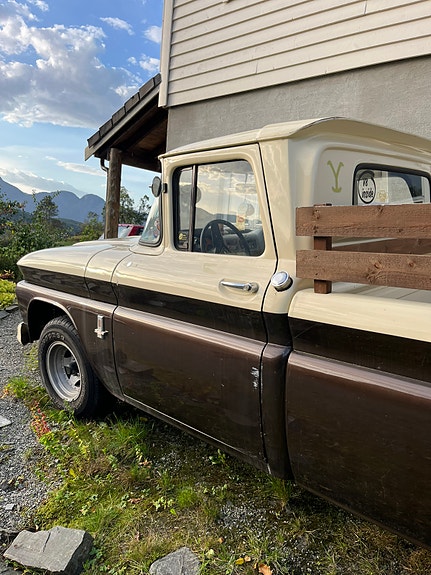 Chevrolet C10 4 of 15