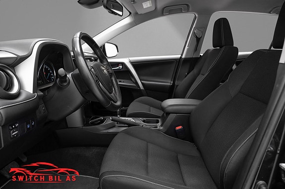 Toyota RAV4 10 of 24