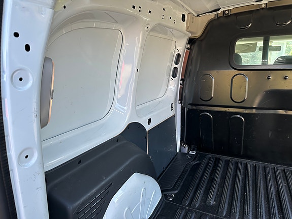 Renault Kangoo Express 8 of 22