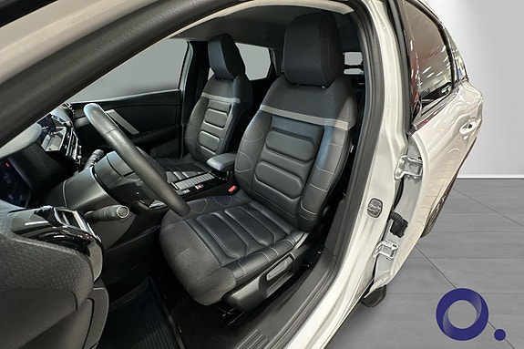 Citroen E-C4 27 of 30