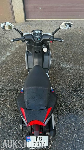 Peugeot Speedfight 2 12 of 12
