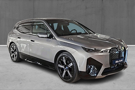 BMW iX 3 of 19