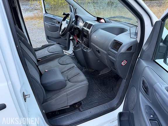 Toyota Proace 21 of 30