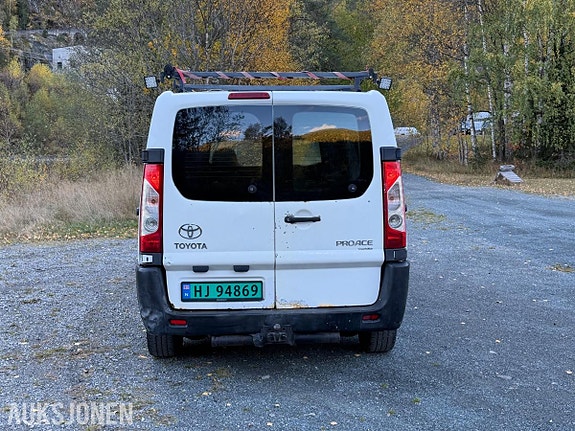 Toyota Proace 7 of 30