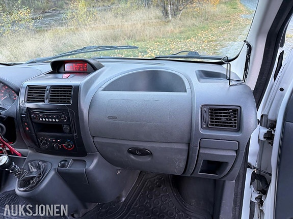 Toyota Proace 25 of 30