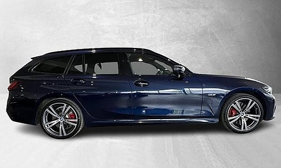 BMW 330e 3 of 14