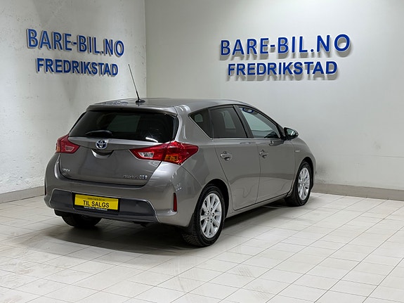 Toyota Auris 11 of 30
