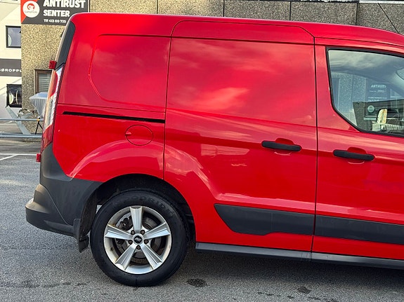 Ford Transit Connect 6 of 30