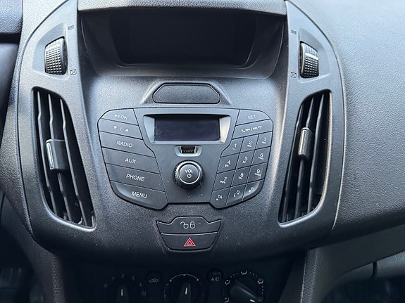 Ford Transit Connect 26 of 30