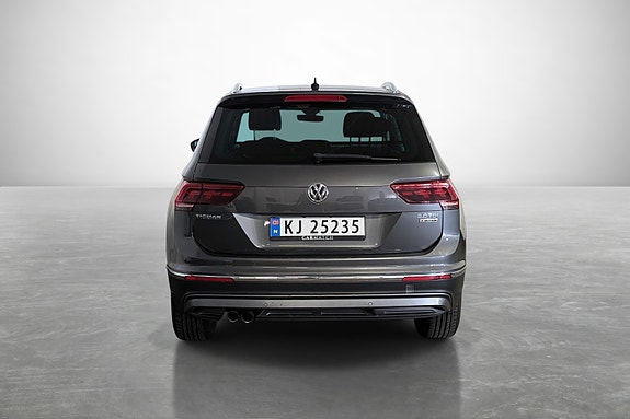 Volkswagen Tiguan 7 of 25