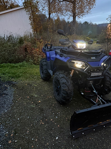 Polaris Sportsman 570 EPS 3 of 10