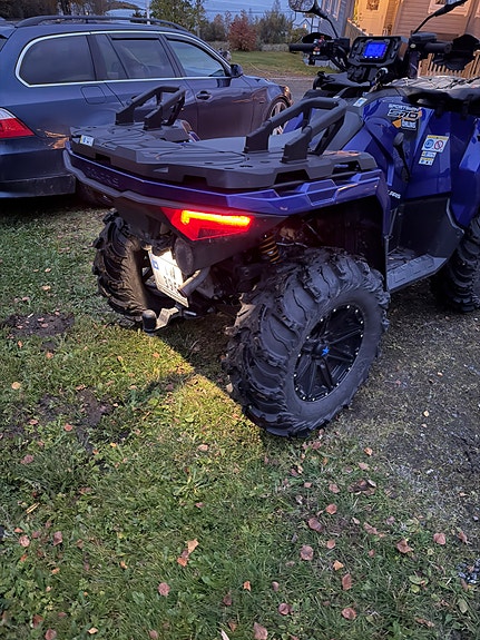 Polaris Sportsman 570 EPS 9 of 10