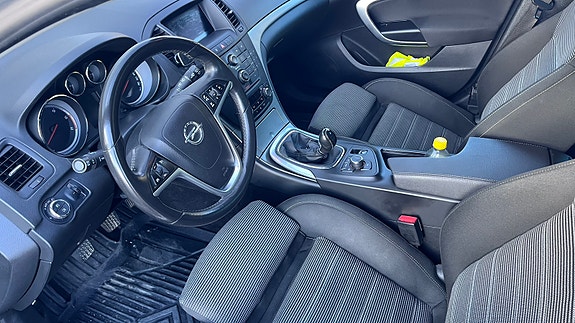 Opel Insignia 13 of 19
