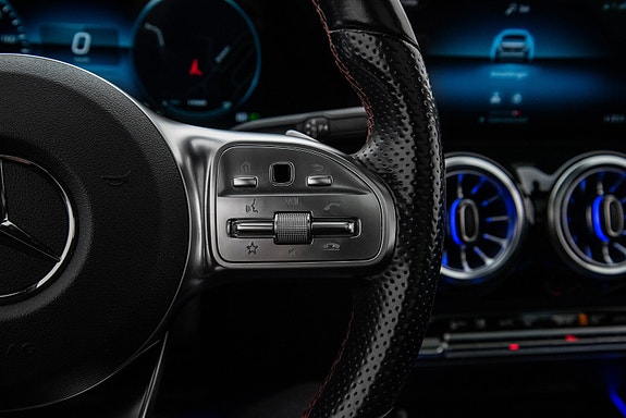 Mercedes-Benz EQA350 19 of 30