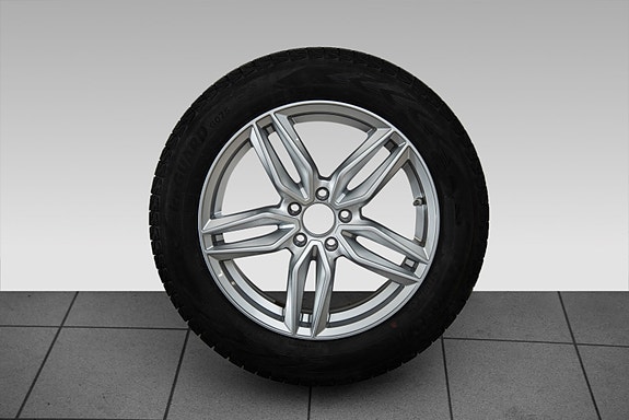 Mercedes-Benz EQA350 11 of 30