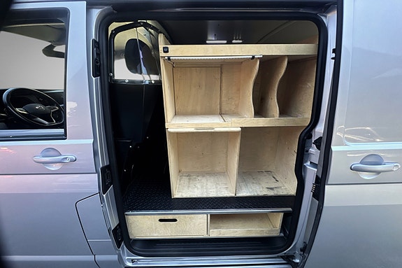 Volkswagen Transporter 11 of 20