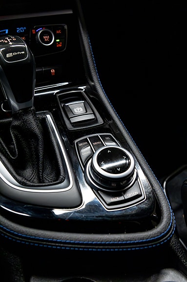 BMW 225xe 21 of 30