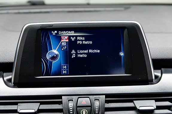 BMW 225xe 28 of 30