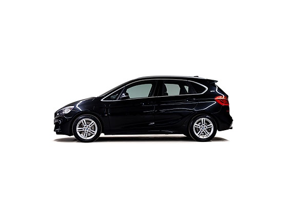 BMW 225xe 6 of 30