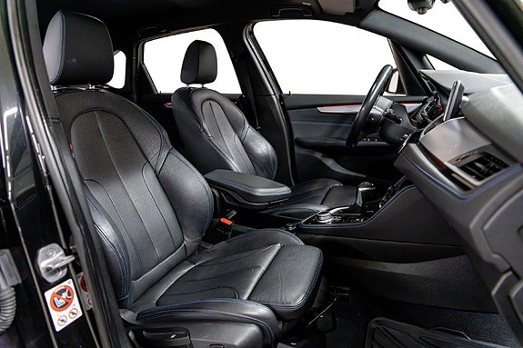 BMW 225xe 20 of 30
