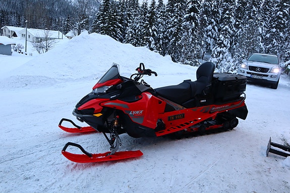 Lynx Xterrain Brutal 850 E-TEC 2 of 5