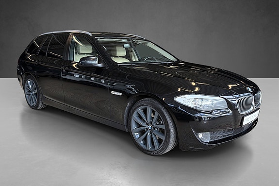 BMW 520d 3 of 30