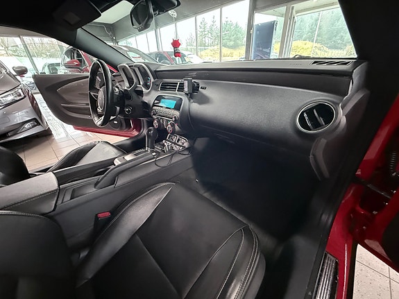Chevrolet Camaro 29 of 30