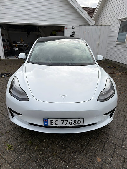 Tesla Model 3 22 of 22
