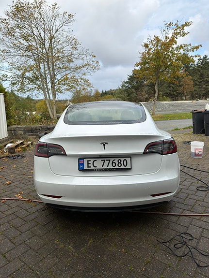 Tesla Model 3 5 of 22