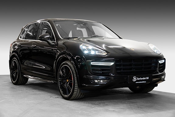 Porsche Cayenne GTS 8 of 30